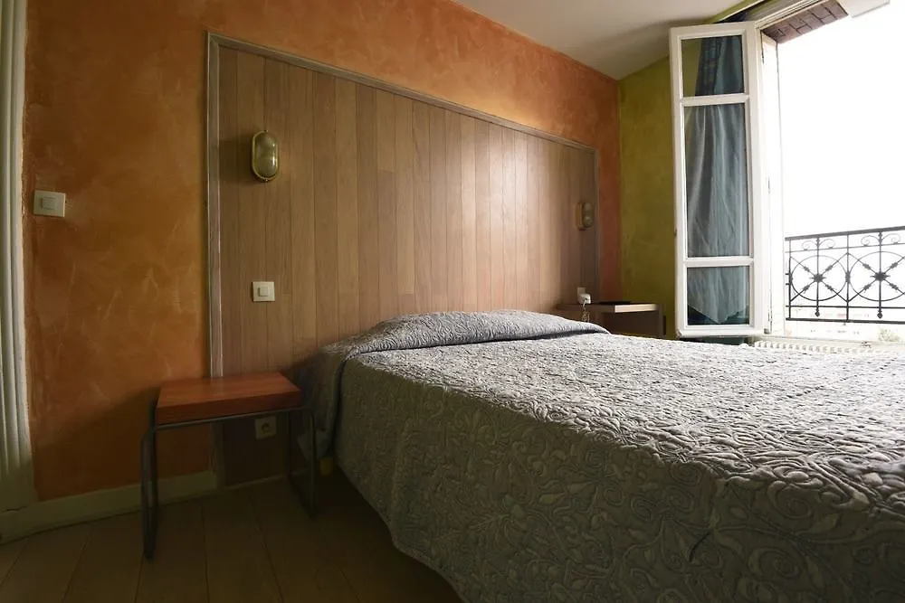Adonis Sacre Coeur Hotel Roma Paris