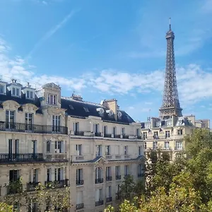 Eiffel Kensington París
