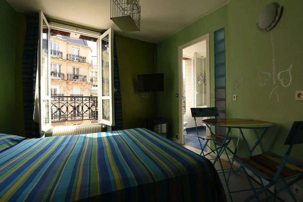 Adonis Sacre Coeur Hotel Roma Париж 2*,